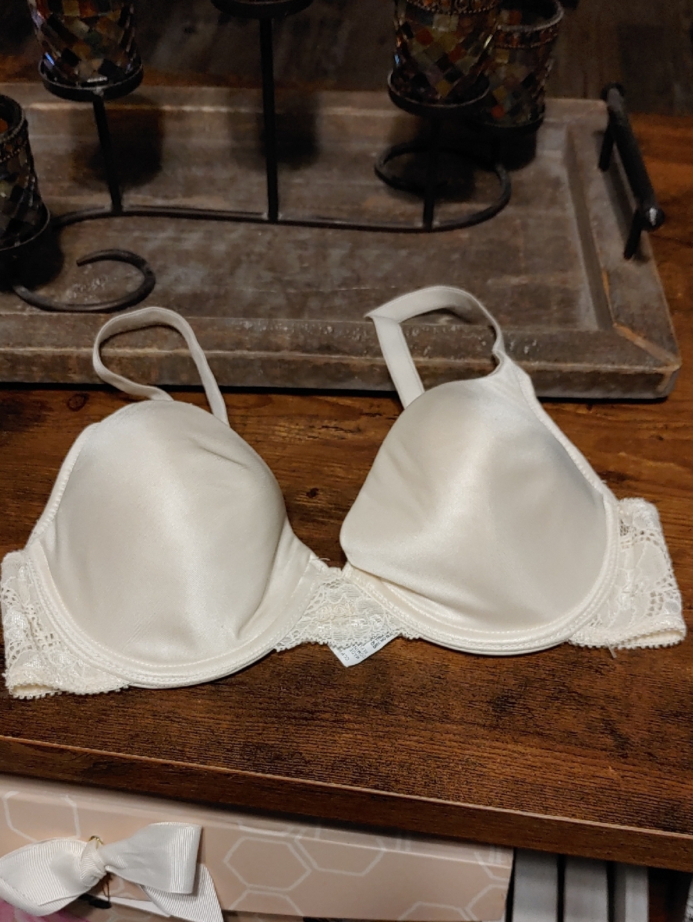 NWOT Christian Dior Intimates 34C Light Cream Padded Underwire bra
